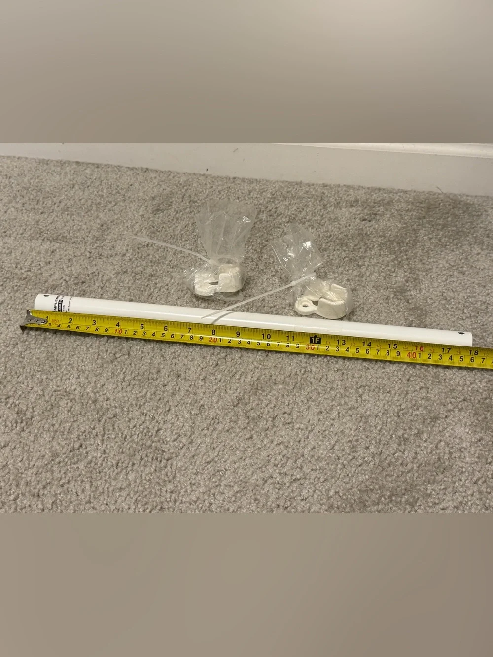 IKEA KOMPLEMENTClothes rail, white, 18”  902.568.93